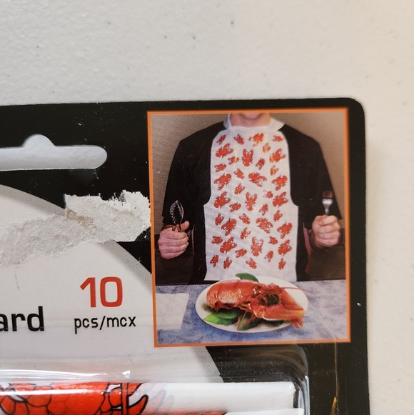 Disposable Adult Size Poly Lobster Bibs Lightweight High Quality 10 Novelty New - Picture 2 of 5